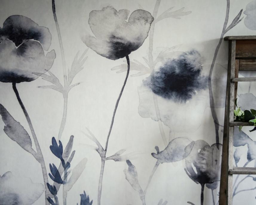 fototapeta na wymiar - łąka z akwarelowymi kwiatami - aranżacja wnętrza - zdjęcie