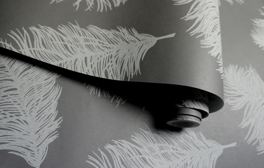 tapeta ścienna w piórka w tonacji gołębiej - zdjęcie