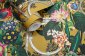 tapety ścienna z motywem kwiatowym - Holden Cascading Gardens 91433